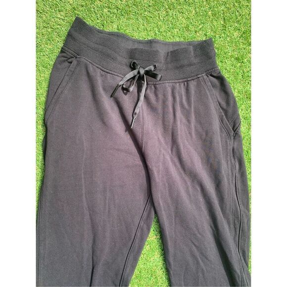 Lululemon Warm Down High Rise black Modal JOGGERS SWEATPANTS sz 4 - Picture 3 of 9